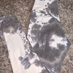 Balance Athletica The Cloud Leggings